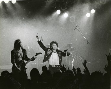 Lead singer Johnny Dee and Honeymoon Suite perform at London Gardens, 1986. (London Free Press files)