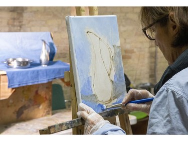 Wendy Hill paints a picture of a silver jug during an oil painting class at the TAP Centre For Creativity in London on Thursday January 23, 2020. To take part in one of the many different art classes offered by TAP check out their website www.tapcreativity.org. (Derek Ruttan/The London Free Press)