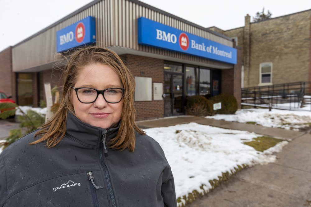 Thorndale's only bank to close, despite growing population London