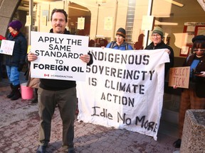 Protesters for and against Teck’s Frontier mine met outside the company’s office in downtown Calgary, Jan. 22, 2020. (Jim Wells/Postmedia Network)