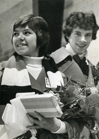 Figure skaters Sherri Baier and Robin Cowan, 1976. (London Free Press files)