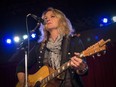 London rocker Sarah Smith is holding a live online concert on Facebook Thursday to raise funds for musicians hurting from the cancellation of shows.