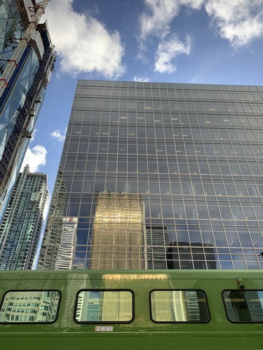 Bright blue skies double the photo opportunities among downtown Toronto's multi-mirrored buildings.
(BARBARA TAYLOR, The London Free Press)