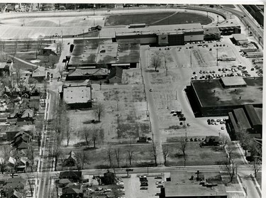 Queens Park, Western Fair Raceway aerial, 1972. (London Free Press files)