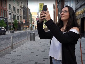 Explore the city of London through the mind-blowing interactive experience of Augmented Reality.