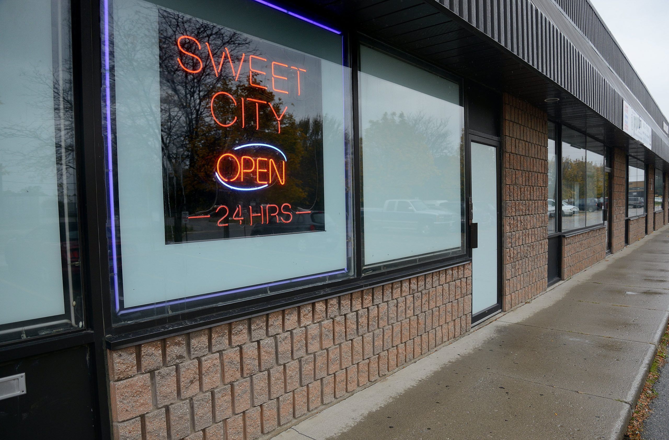 Massage parlour owner faces more sexual assault charges involving workers |  London Free Press