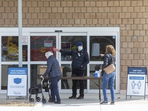 The vaccination clinic at St. Thomas Elgin Memorial Centre has opened in St. Thomas. (Derek Ruttan/The London Free Press)