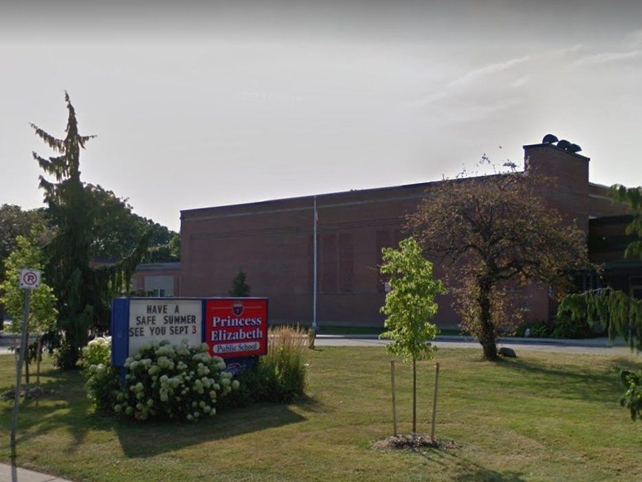 934px x 701px - Child-porn charges against teacher don't involve school's students: Board |  London Free Press