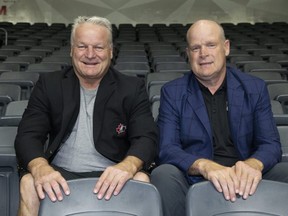 The Hunter brothers Dale (left) and Mark, of the London Knights. (Derek Ruttan/The London Free Press file photo)