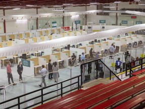 The COVID-19 vaccination clinic at Nichols arena in London. (Derek Ruttan/The London Free Press)