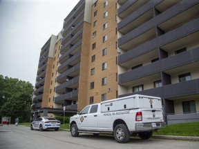 The Ontario Fire Marshal was investigating a fire at 756 Kipps Lane in London. A man injured in the July 19 fire has died. (Derek Ruttan/The London Free Press)