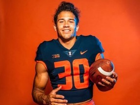 Sydney Brown of London, who plays for the University of Illinois, is ranked fifth in a list of 20 players eligible for the 2022 CFL draft. (Twitter)