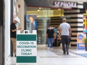 The Middlesex-London Health Unit has opened a COVID-19 vaccination site in White Oaks Mall  in London, Ont. (Mike Hensen/The London Free Press)