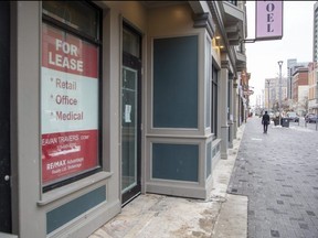 A "for lease" sign in a Dundas Street window is an indication of the high office vacancy rate in the core. But officials from commercial realtor CBRE say they are starting to see signs of life as clients begin to look at downtown space. (Derek Ruttan/The London Free Press)
