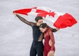 Tessa Virtue and Scott Moir celebrate their gold medal win in the ice dance free program at the 2018 Olympic Winter Games in Pyeongchang, South Korea, on Feb. 20, 2018. (Files)