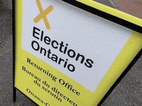 Elections Ontario vote signs at polling stations in Ottawa, May 19, 2022.
(Jean Levac/Postmedia Network)