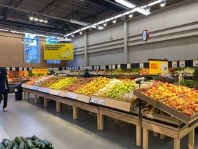 No Frills has low prices on everything you need to make a great summer meal this outdoor entertaining season.