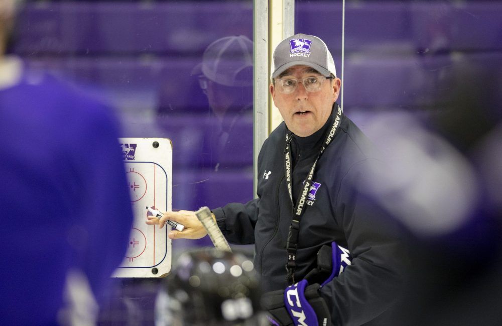 Western Mustangs men’s hockey head coach