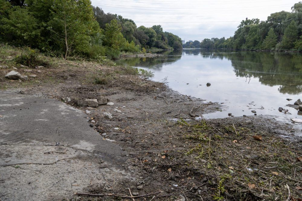 Scattering a loved one's ashes along the Thames River? Here's the spot