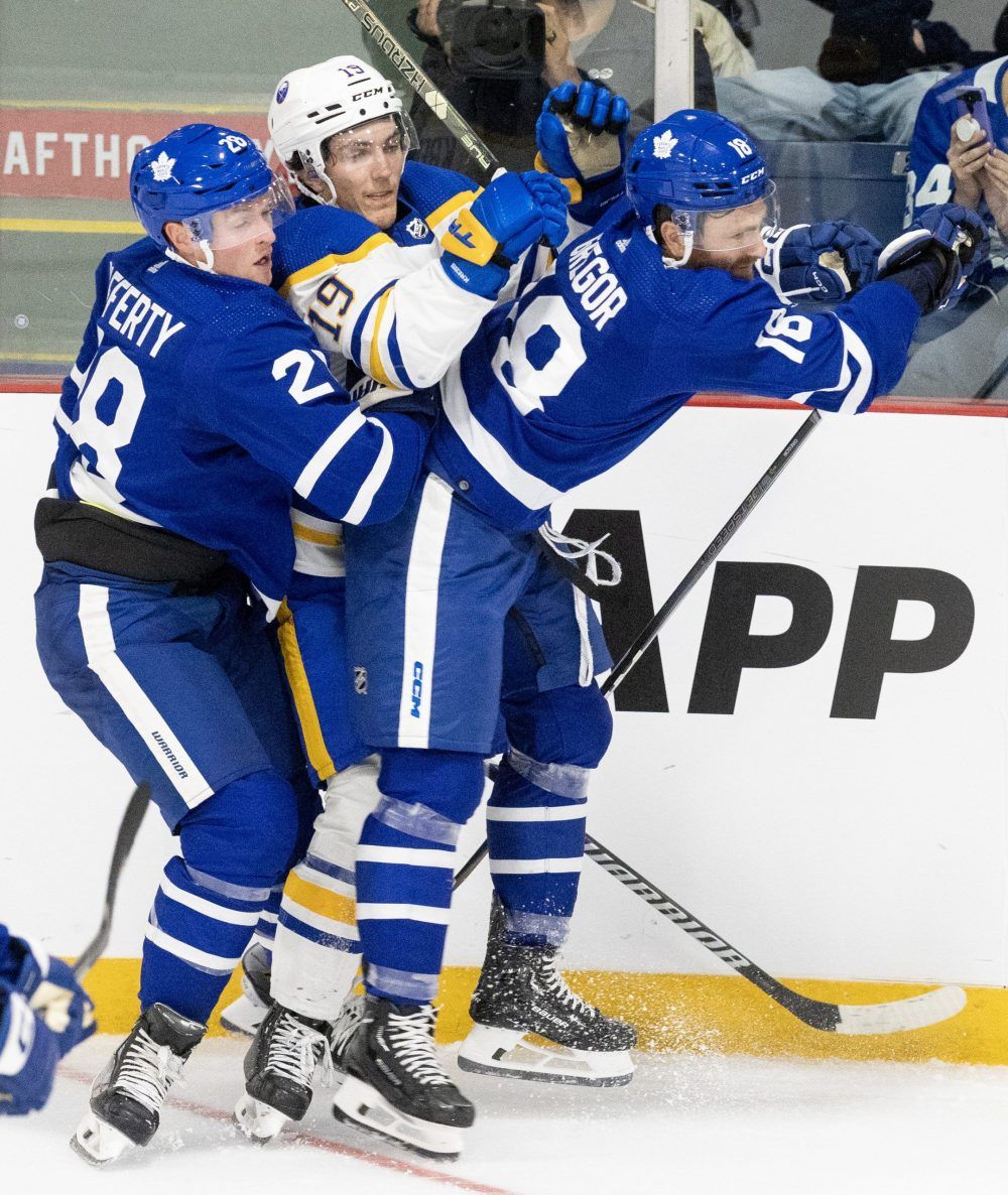 PHOTOS: Toronto Maple Leafs Vs. Buffalo Sabres . . . In St. Thomas ...