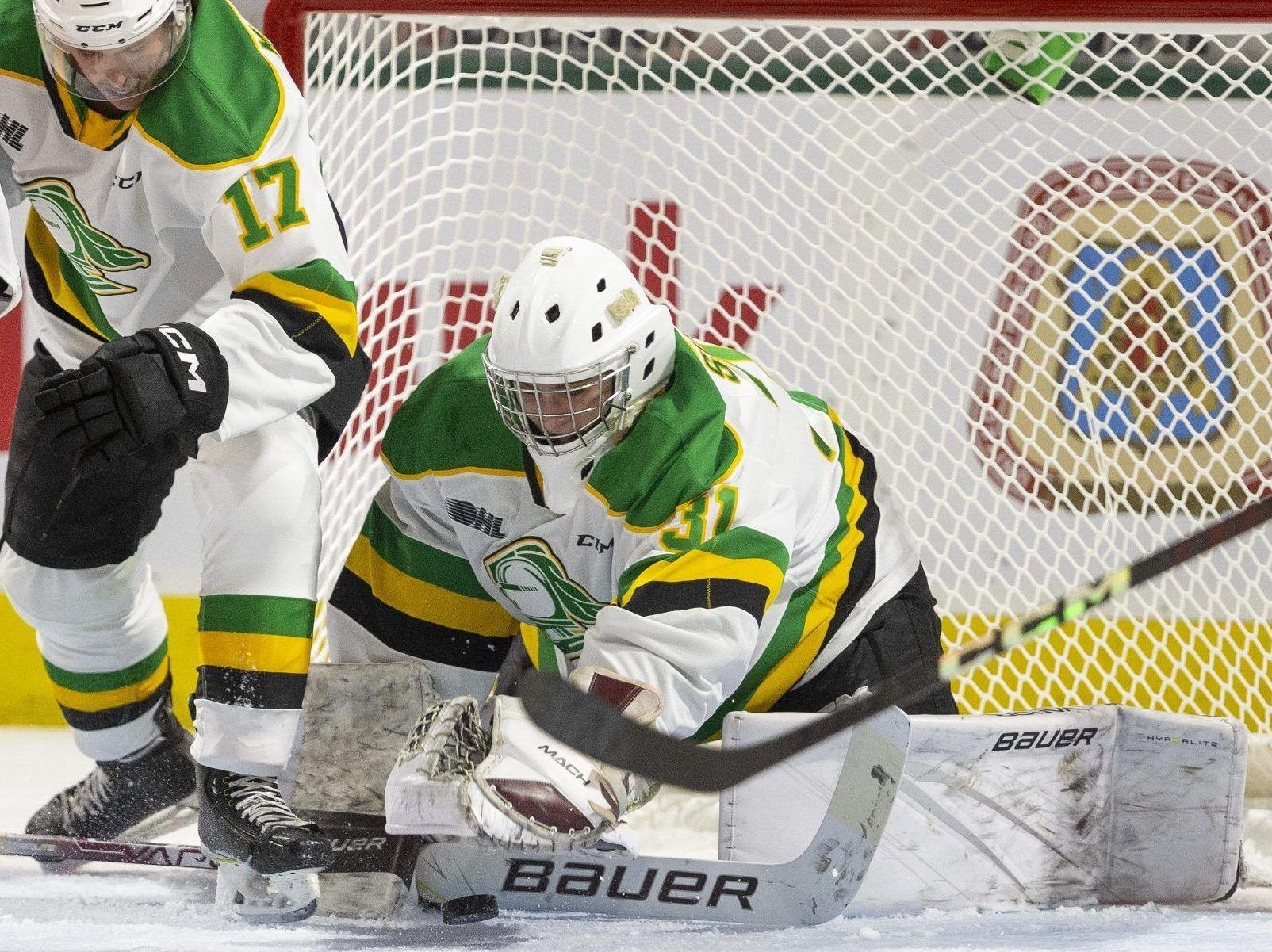 Power play helps London Knights start Northern Ontario swing with win