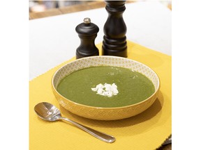 Curried spinach soup