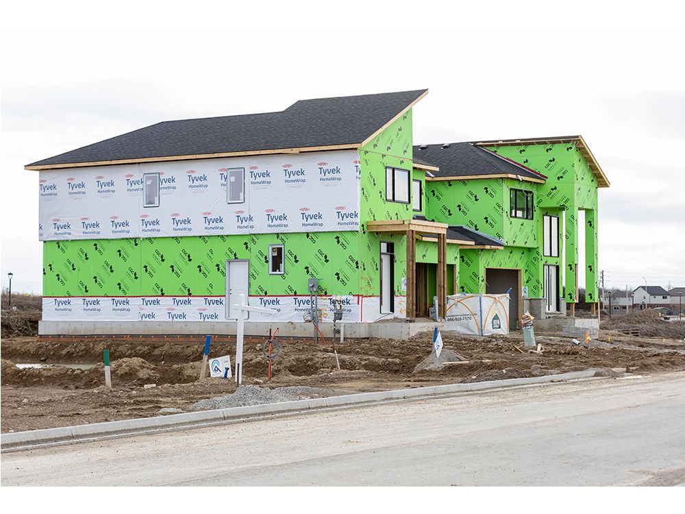 New homes are being constructed on Honeywood Drive in southeast London. Photo taken on Friday March 1, 2024. (Derek Ruttan/The London Free Press)