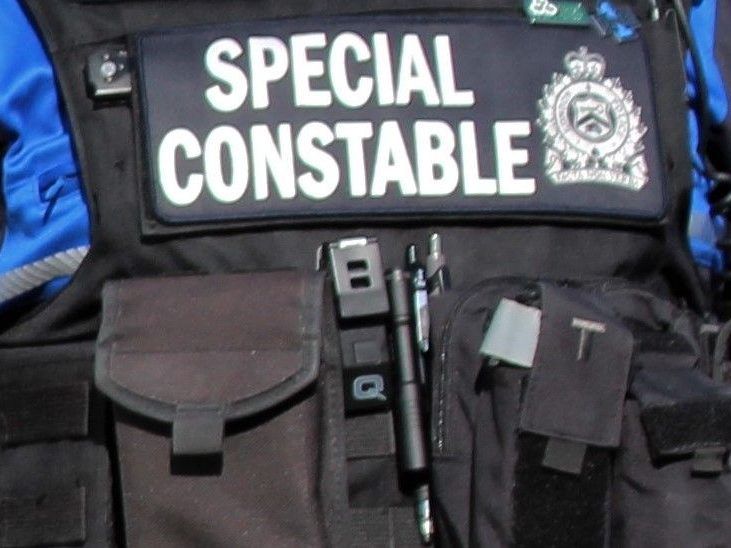 Why do London police special constables earn more than entrylevel