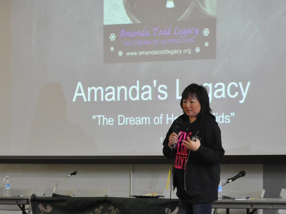 Carroll Todd -Net Bullying's mother, Amanda Todd's mother, will give a keynote speech at the International Stopping Cyber ​​bullying Summit at NBCC Woodstock on Saturday, March 22, 2014.