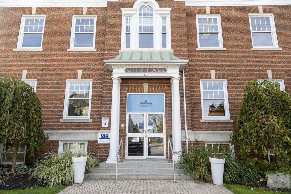 Strathroy-Caradoc municipal office