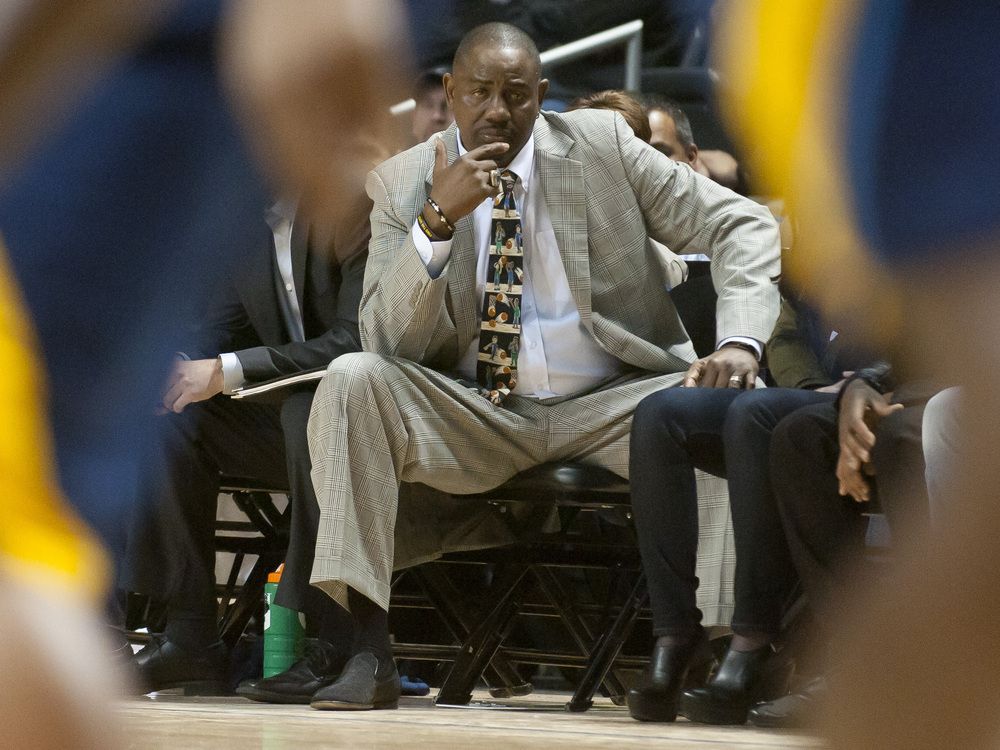 The coach who put the London Lightning on the pro basketball map has passed away.