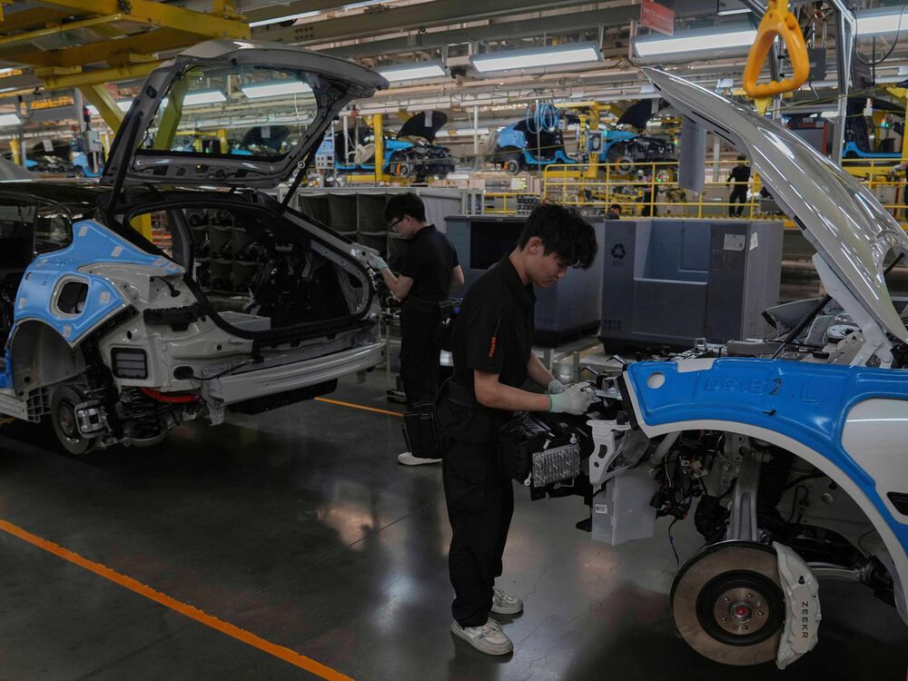 Chinese EVs could lead to Canadian plant, but U.S. fallout looms: Analyst