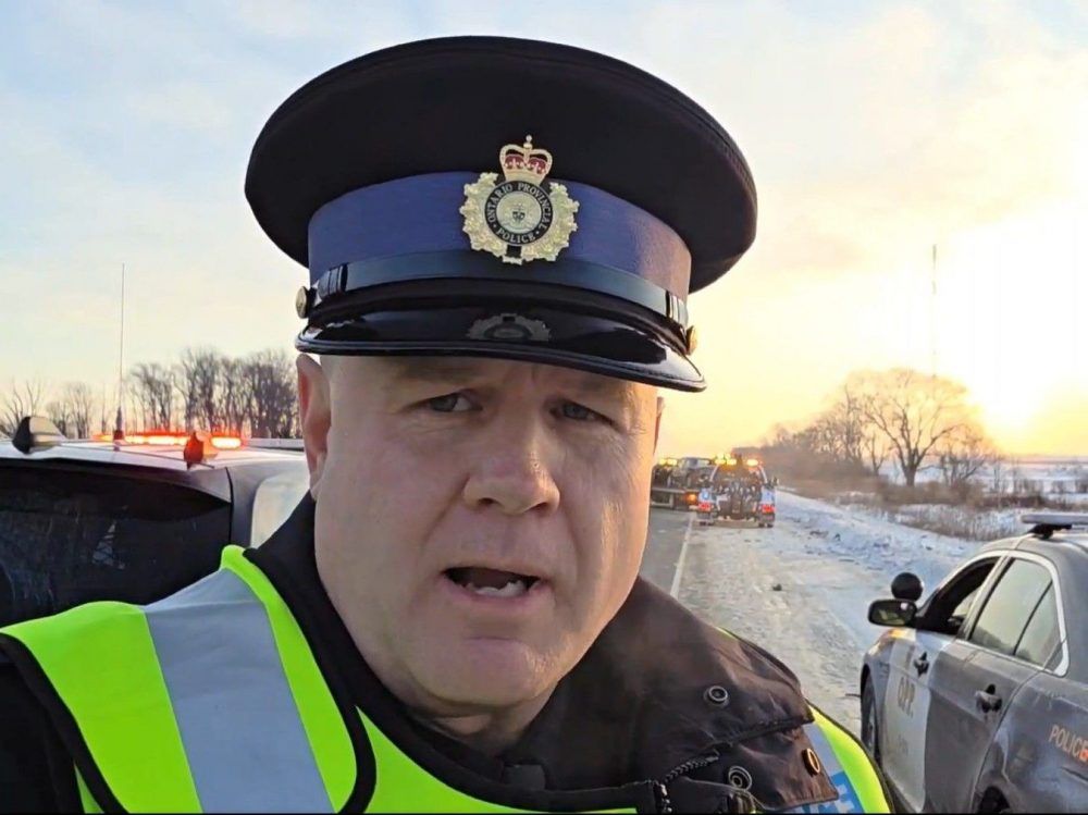 Transport truck driver flees scene of crash on Hwy. 401 at London: OPP
