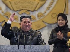 North Korean leader Kim Jong Un (R) and his daughter Kim Ju Ae