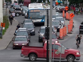 decarie and de maisonneuve