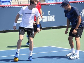 Murray and Tomic