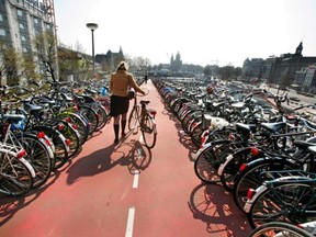 amsterdam-bike-parking