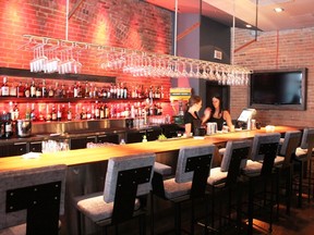 The bar at Atelier Argentine (photo by Jennifer Nachshen)