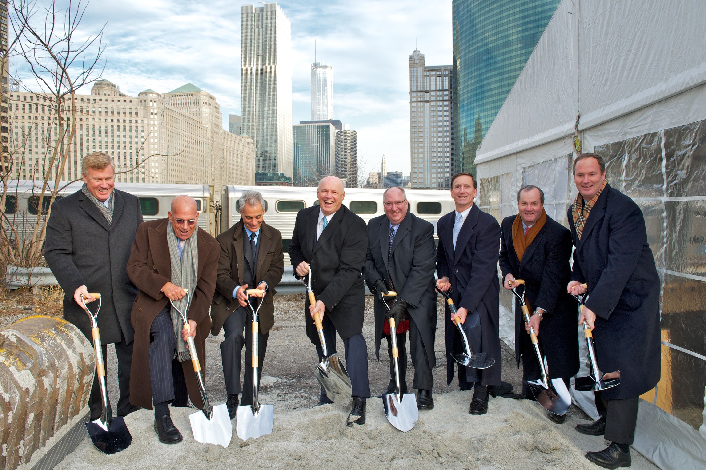 Ivanhoe Cambridge signs tenant for Chicago tower Montreal Gazette