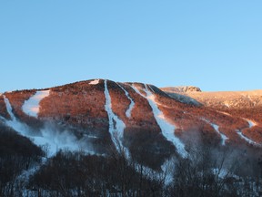 Stowe Mountain (photo by Jennifer Nachshen)