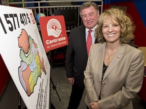 Lili-Anna Pereša, president and executive director of Centraide of Greater Montreal and James C. Cherry, chairman of the board of Centraide of Greater Montreal and president and CEO of Aéroports de Montréal.