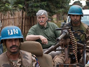 Roméo Dallaire in a scene from the film Fight Like Soldiers, Die Like Children (Se battre comme des soldats, mourir comme des enfants),  directed by Patrick Reed. Photo by Peter Bregg. White Pine Pictures/ Eye Steel Film