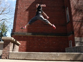 Mich jumping (Photo taken by Guillermo Castellanos)