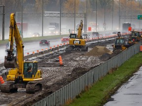 In October 2012, work was carried out along eastbound Highway 40 in anticipation of the reconstruction work in the westbound lanes that will start July 17.