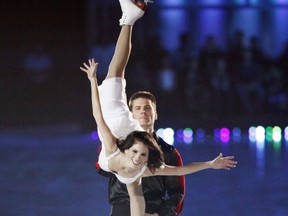 Jamie Salé and Craig Simpson performing at the November 8 episode of CBC Television's BATTLE OF THE BLADES. (Handout CBC / Insight)