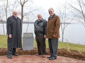 Former mayor Bill McMurchie and mayor Morris Trudeau flank Stefan Marshall, son of Lorne E. Marshall at unveiling of commemorative plaque, Nov. 22, 2013.