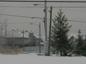 Cell tower was installed on public walkway behind homes in Kirkland.