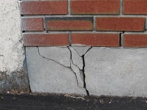 cracked-foundation