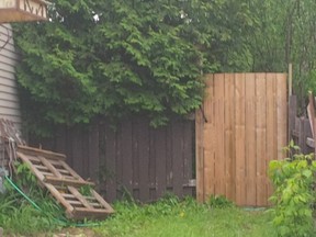 Fence repairs done to property on Blvd. Jacques-Bizard
