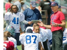 Alouettes head coach Tom Higgins gives a briefing during the team’s training camp at Bishop’s University.  (Phil Carpenter/THE GAZETTE)